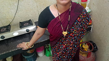 Preview 1 of Sleeping Sex Vedeo S - Step aunt was explaine how to sex with girlfriend she was injoy and sucking dick in mouth and ashole closeup fucking in bedroom in clear hindi audio