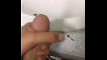 Preview 3 of Xvideoshd Com Gratis Petardas - Young egypt twink cumming in bathroom