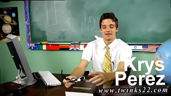 Preview 1 of Mom Is Sun Fuck - Spanish gay photo porn Krys Perez is no subordinated or sensitive