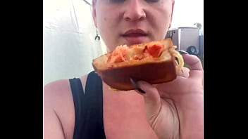 Preview 1 of Doun Internet - I meeeeean lobster grilled cheese.