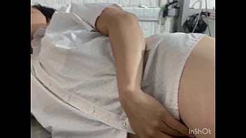 Preview 1 of Fun Lesbian Kissing - masturbation