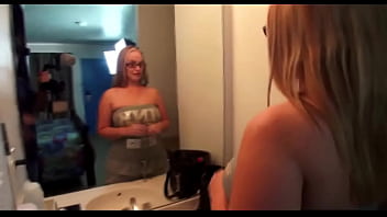 Preview 1 of Tv Sandy Sperma Dusche - [HD] Thick BBC for a Thick Wife