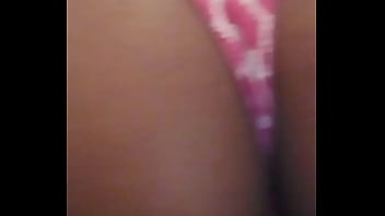 Preview 2 of Xnxx Xnxx Animal - Mi culito en tanga rosa