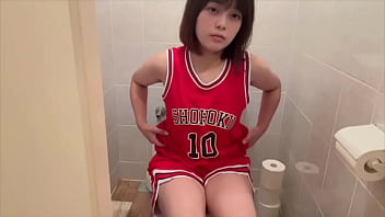 Preview 1 of Chang Mai - 部活から帰ってきたら勉強より先にト◯レの中でくちゅくちゅオナニーする可愛い女子バスケ部。