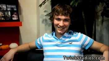 Preview 1 of My Frames Mom - Gay twinks y. boys homemade movie first time Josh Bensan is a