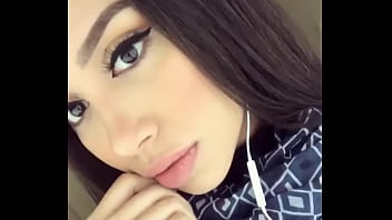 Preview 1 of Alexis Fauk Hd - &iquest_Crees que soy linda?