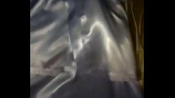 Preview 2 of Tante Mit Schwester - dance satin in crossdress