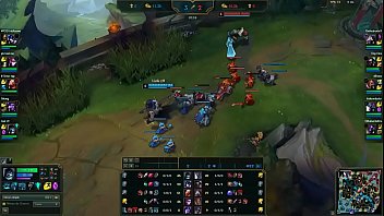 Preview 2 of Mom Seudes Son - Win Or Dir  comendo a  Blue Angels