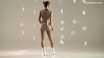 Preview 1 of Teen 7com - Christmas themed gymnastics by sexy ass Svetik