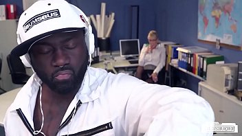Preview 1 of Brutal Dee Throat - BUMS BUERO - Dirty German MILF secretary fucked by BBC in hot interracial action - Lana Vegas