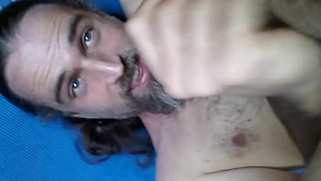 Preview 1 of Big Tits Html5 - gringo slut siempre caliente  masturbando su verga sacando su leche en su boca puta con platano en su culo