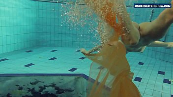 Preview 2 of Xx Video Bd - Yellow and Red clothed teen underwater
