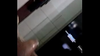 Preview 1 of Me Pilla Grabando Water Ducha - My dick in bed