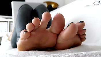 Preview 3 of Searchpriya Young Wanks - beautiful girl lovely feet tease