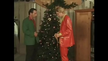 Preview 1 of Sunny Dog Xxx Video - What-I-Gave-My-Sugar- -For-Christmas.WMV