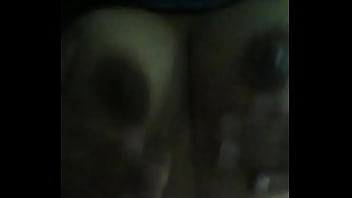 Preview 3 of Xxx While Wife - masajeando mis tetas