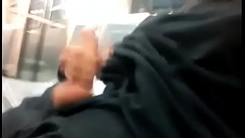 Preview 3 of Oldje Gang Bang - otra vez me vengo en el transporte
