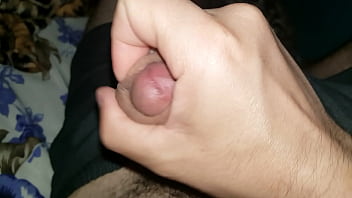 Preview 2 of Curvy Facefarts - Mostrando a rola grossa pro amigo no Whatsapp