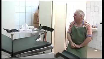 Preview 1 of Punjbi Gay - Old doctor fucks the young patient