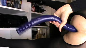 Preview 4 of Tamil Porn Six Years Live - Dildo anale colorato da 70 Cm D