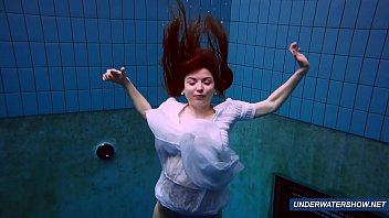 Preview 3 of Casting Alyssa Cole - Amazing hairy underwatershow by Marketa