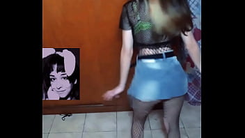 Preview 4 of Xxxkartina Kaficom - Bonneyuwu -1:59 baile sexy Reguet&oacute_n