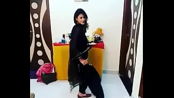 Preview 1 of Lesbo Sardegna - My Dance Performance &amp_ my phone number (India)  91 9454248672
