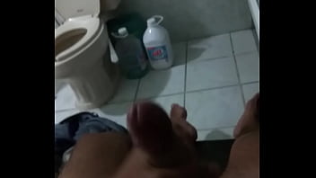 Preview 2 of Big Feet Woman - Cristhian Lomel&iacute_ mu&ntilde_oz