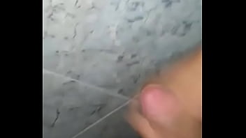 Preview 3 of Vatch Taboo Mom - Batendo uma punhetinha gostosa no banho meu whats 24 981090028(s&oacute_ mulheres)