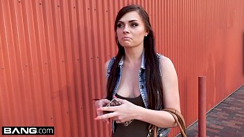 Preview 1 of Xxxbule Amateur Move - Real amateur Haven Rae EXPOSES herself at lunch