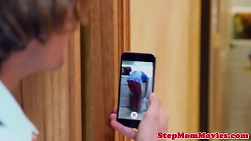 Preview 1 of Hd Creempie - Busty mature pussylicks stepteen while fucked