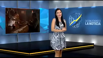 Preview 1 of Vezone - Periodista desnuda