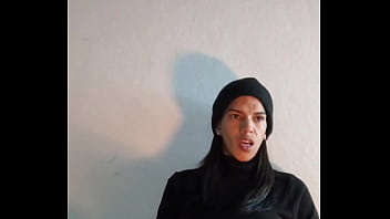 Preview 2 of Dad Dother Xnxx Reall - Vejam a boneca na Cam ela brincou com seu pau at&eacute_ gozar bastante.