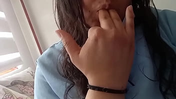 Preview 4 of Animals And Girl Video Xxx - Me masturbo en el break de mi trabajo