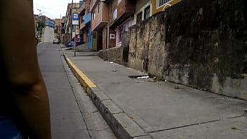 Preview 3 of Honey Danies - Culote en la calle parte 1
