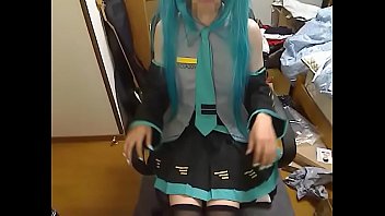 Preview 1 of Nicole Went - chinese cd MIKU love toys