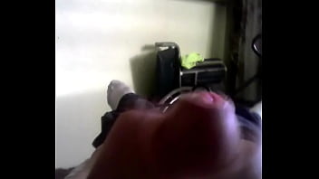 Preview 2 of Mans Hand Up Skirt - Cuando estoy aburrido