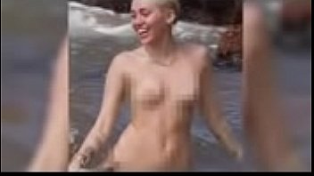 Preview 2 of Azerbaijan Girl Sex - 7 Famosos Captados MOSTRANDO TODO por Paparazzi(youtube.com)
