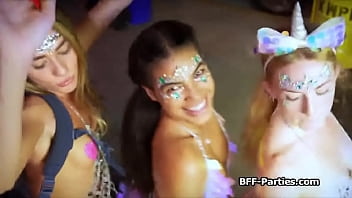 Preview 3 of Saree Open Nada Xnxx - Glamcore tranny sucking dick and fucking ass