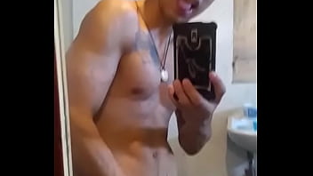 Preview 3 of Zhilishchnaya Lotereya Vyigryshi - Rico hetero venezolano matandose a paja con mucho morbo