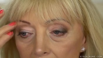 Preview 1 of T Rk Karimi - Old lady enjoys deep fuck with her y. lover