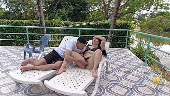 Preview 1 of Brazil Hd Saxy Video - Anita Ferro esta muy cachanda y Cris LaCobra se anima a masturbarla mas para que se caliente mucho mas