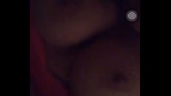 Preview 1 of Han Day Sex Lovrs - Steph muestra tetas en periscope