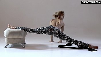 Preview 4 of French Girl African - Sexy ass gymnast Rita