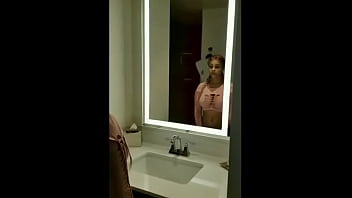 Preview 1 of Xxx Pornoporinga - Sexy light skin Delicious booty