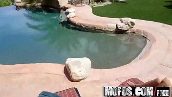 Preview 1 of Hot Xxx Bahbi Sex - Mofos - Drone Hunter - (Alison Tyler) - Poolside Banging