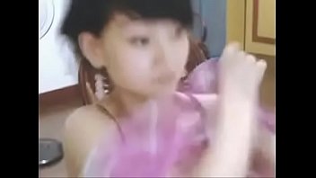 Preview 1 of Forced Fingering In Gym - 美女自慰吃自己的奶看得好爽一下就硬了