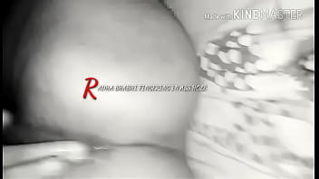Preview 1 of Petra Czech Public Fuck - Radha bhabhi fingering in her asshole