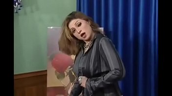 Preview 2 of Petpet - mujra sexy anjaman shazahdi - YouTube.MP4