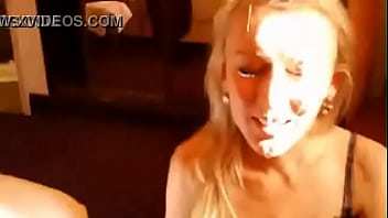 Preview 4 of Lesbo Bottom Fetish Cunt - La rubia quiere una buen lechazo